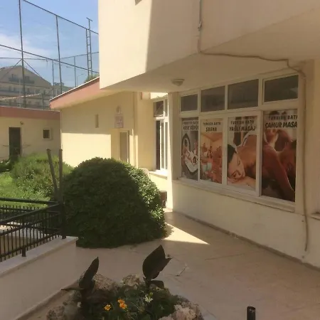 Stunning 8 Bed Penthouse In Altinkum Didim