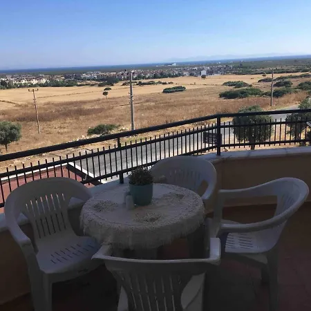 Stunning 8 Bed Penthouse In Altinkum Didim Apartmán *